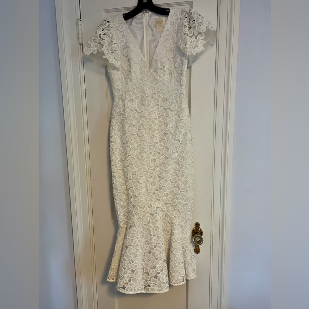 Shoshanna white lace midi dress with organza sleeves. Size 0.
